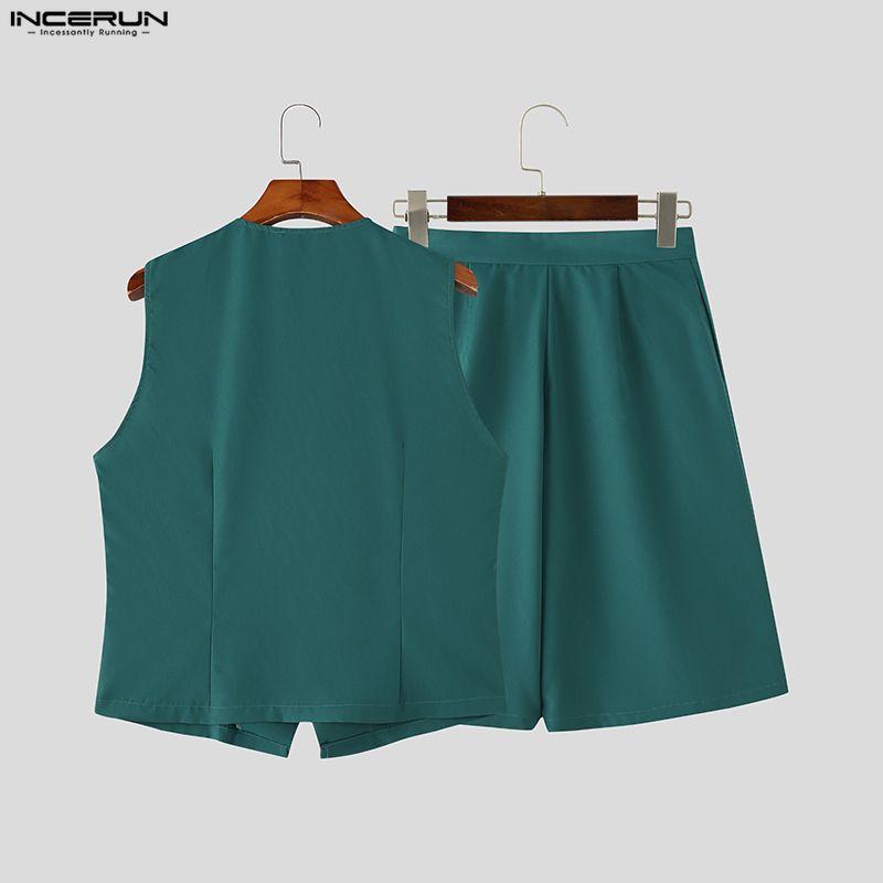 INCERUN Two Pieces Men V Neck Thin Sleeveless Vest and Pleated Shorts Clothing Sets