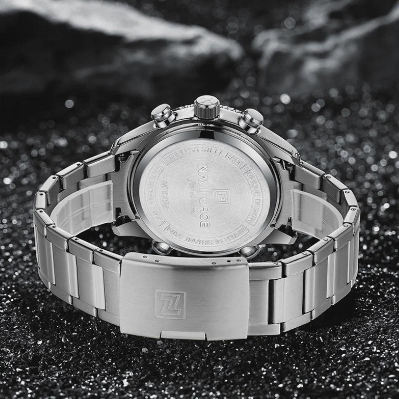 Herrenuhren Doppelanzeige Zeit Multifunktions-Countdown Sport-Alarmmodus Kreative Edelstahluhr Wasserdichte Uhr