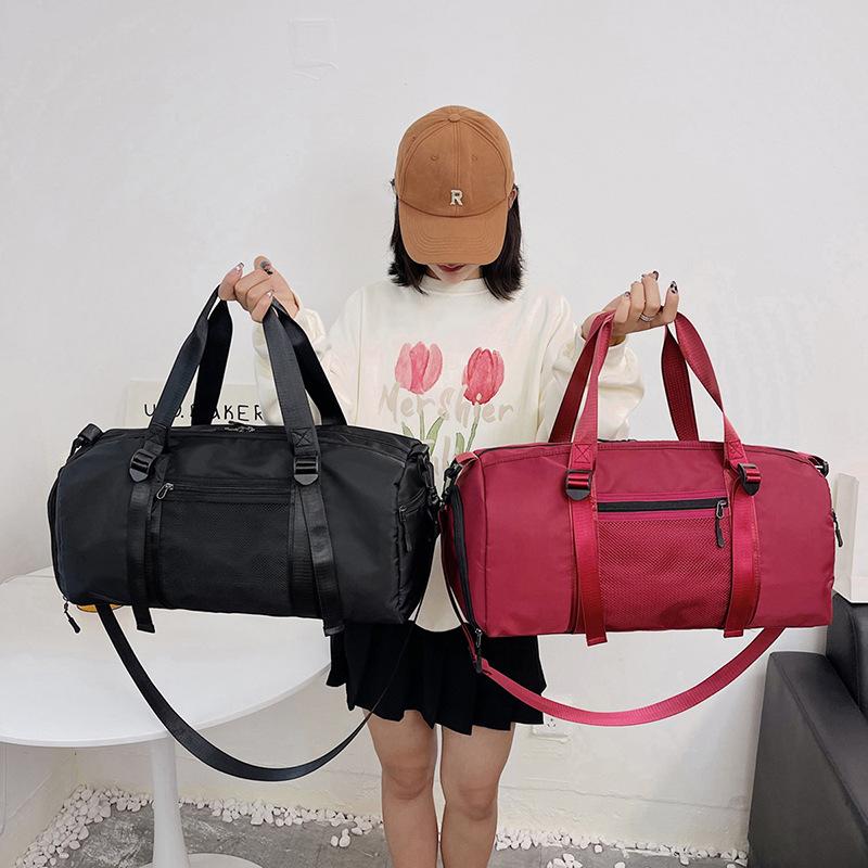 Large Capacity Travel Bag Dry Wet Separation Sports Gym Bag Yoga Bag Strap Shoe Compartment Can Be Used To Cover The Luggage Bag
