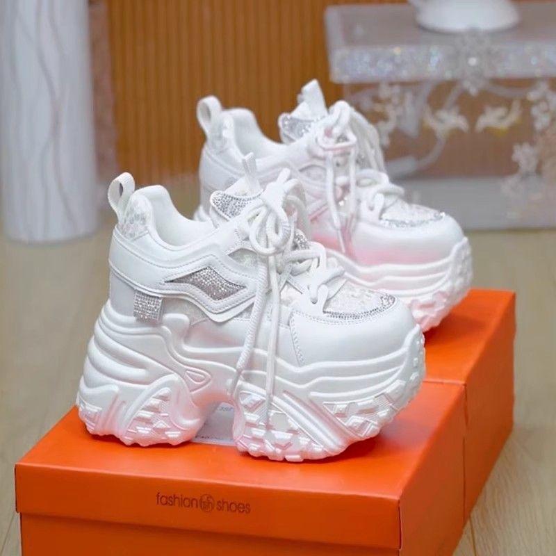 Malé kožené drahokamové dámské podzimní a zimní nové všestranné ležérní sportovní boty se silnou podrážkou zvyšující výšku