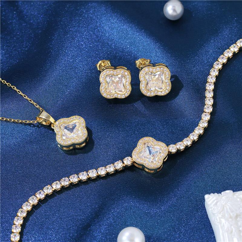 Zircon Color Crystal Necklace Set European and American Petal Zircon Earrings Necklace Bracelet Three-piece Set 2026