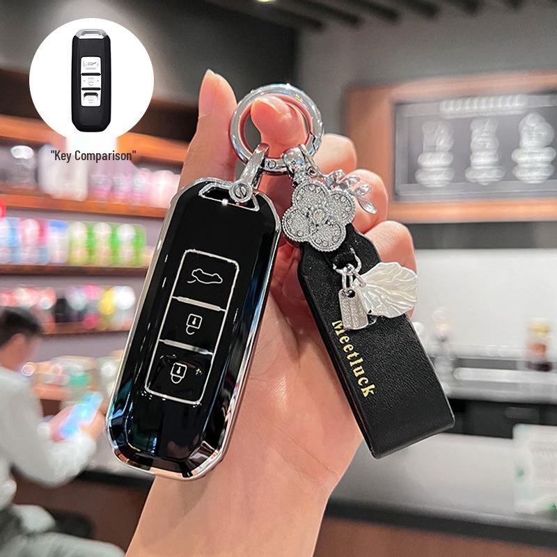 Baojun 560/530/510/730/310w/E100/E200 Car Key Cover - Protective Case with Buckle for Men & Women