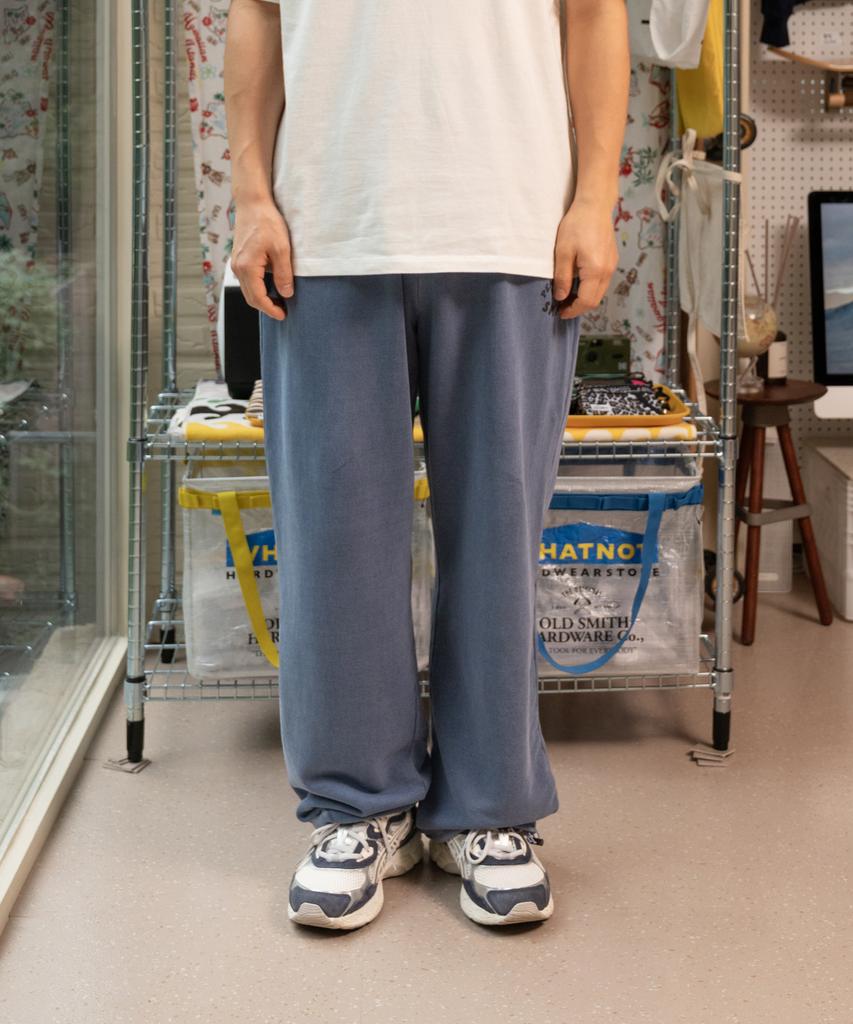 BIGWAVE COLLECTIVE Good Day Sweatpants (Washed Blue)