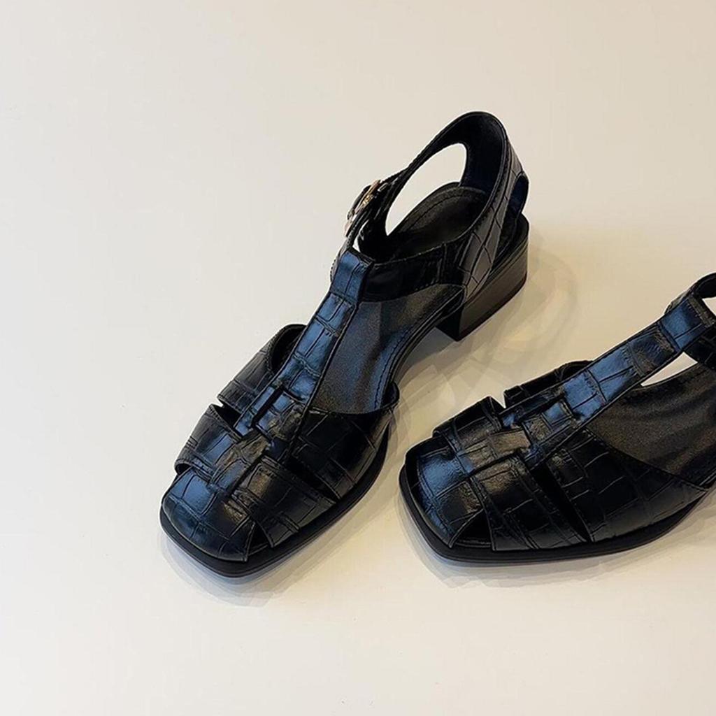 Spot version~ French casual woven hollow soft leather sandals women's retro thick heel pig cage shoes vacation style Roman shoes