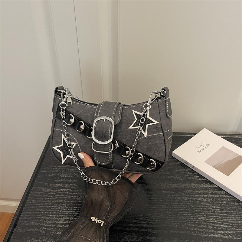Sweet and Cool Tomboy Style Large Capacity Chain Shoulder Bag with Crossbody Strap and Strap Bag for The Armpit
