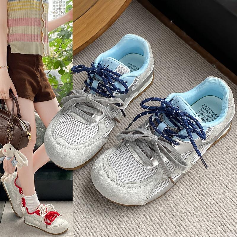 Sneakers women's new mesh breathable shock absorption lightweight running shoes are not tired