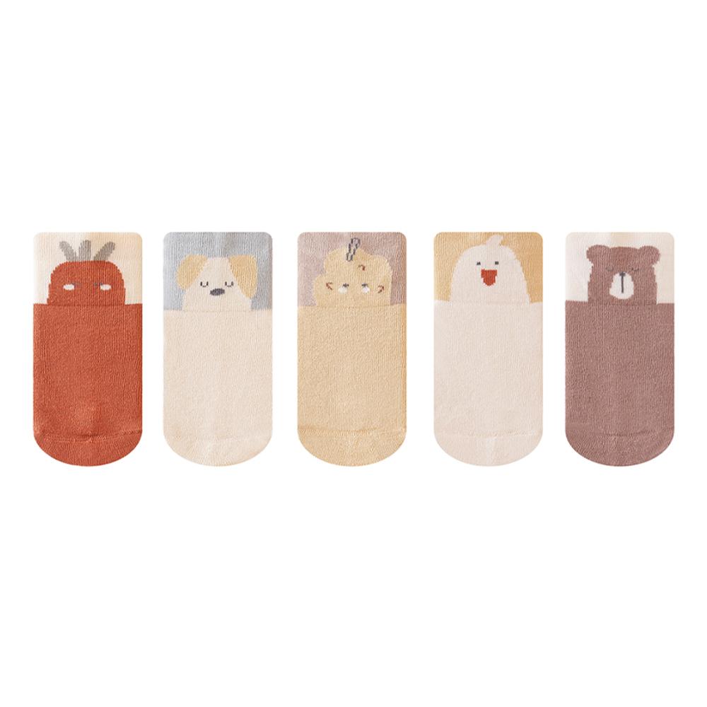 5 Pairs of Indoor Anti-Slip Socks for Newborns. Suitable for Newborns. Cartoon Pattern. Suitable for Both Boys and Girls.
