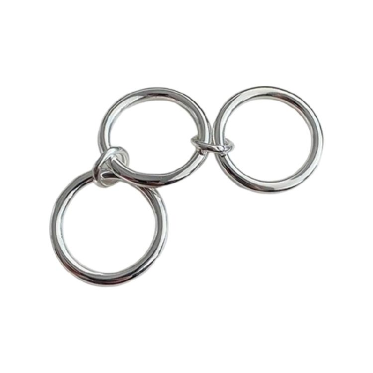 Chic Interlocked Rings Stylish Rings Trendy Triple Loop Rings With Intricate Details Perfect For Enhancing Your Outfits