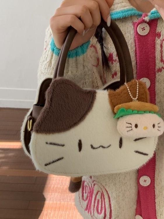 Threecolor Cat Cartoon Plush Shoulder Bag For Daily Use With Storage Capacity
