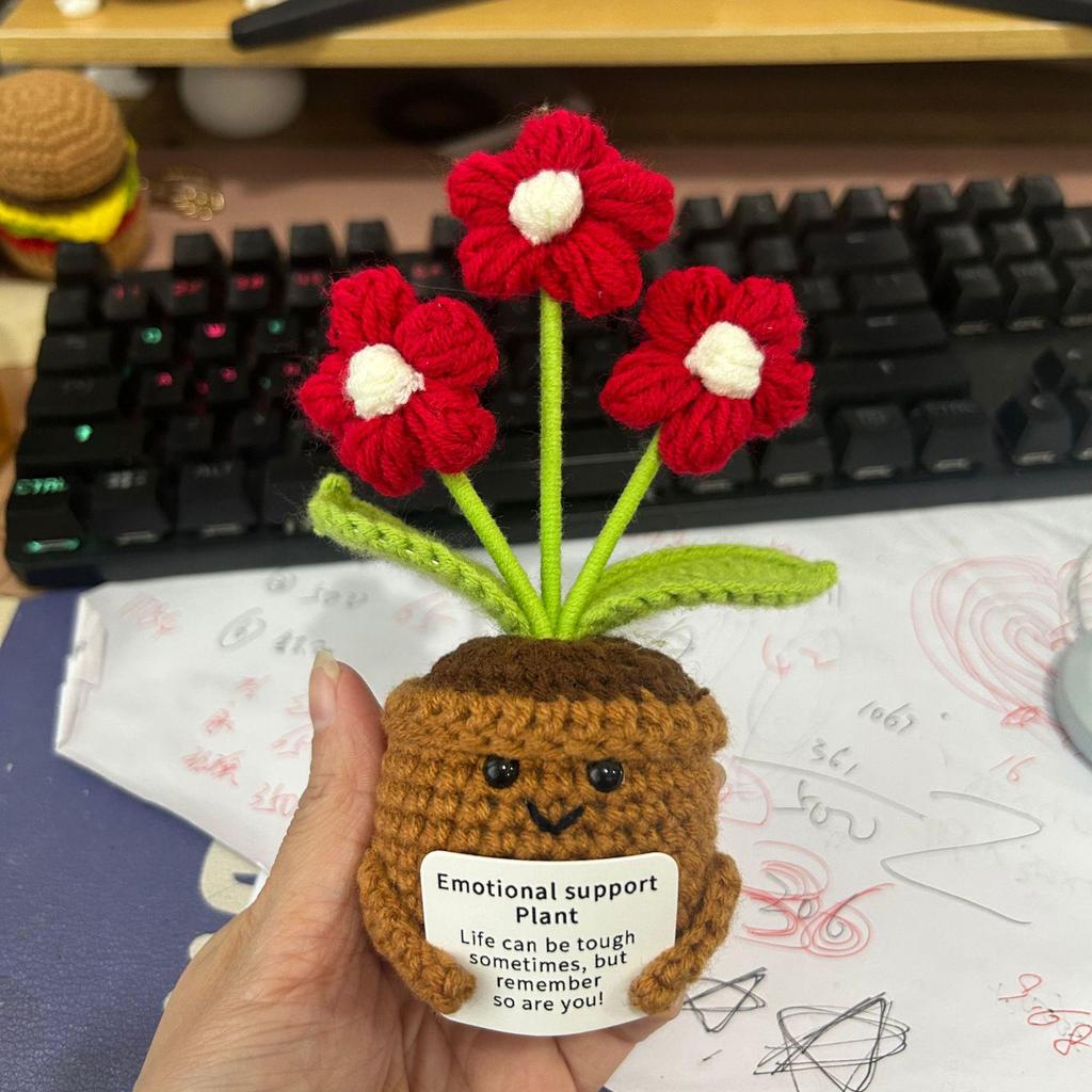 Cross-border Positive Energy Potato Crochet Doll: Humorous Yarn-Knitted Bonsai Ornament and Gift Card