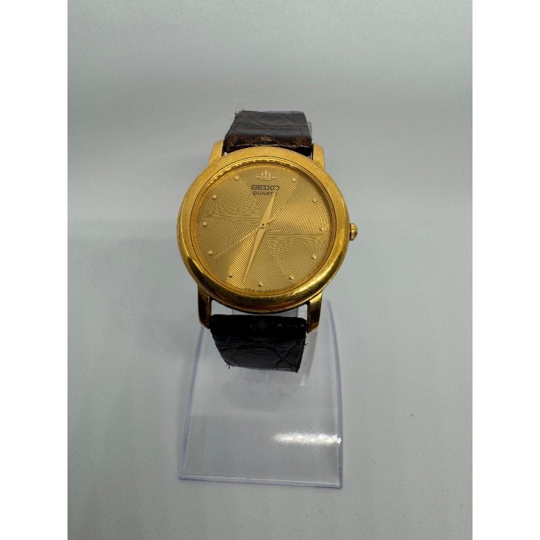 Used [Working item] SEIKO V701-1T30 Vintage Quartz