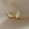 Real Gold Electroplating Temperament Diamond Stud Earrings Women'S French Retro Zircon Earrings Light Luxury Ear Jewelry