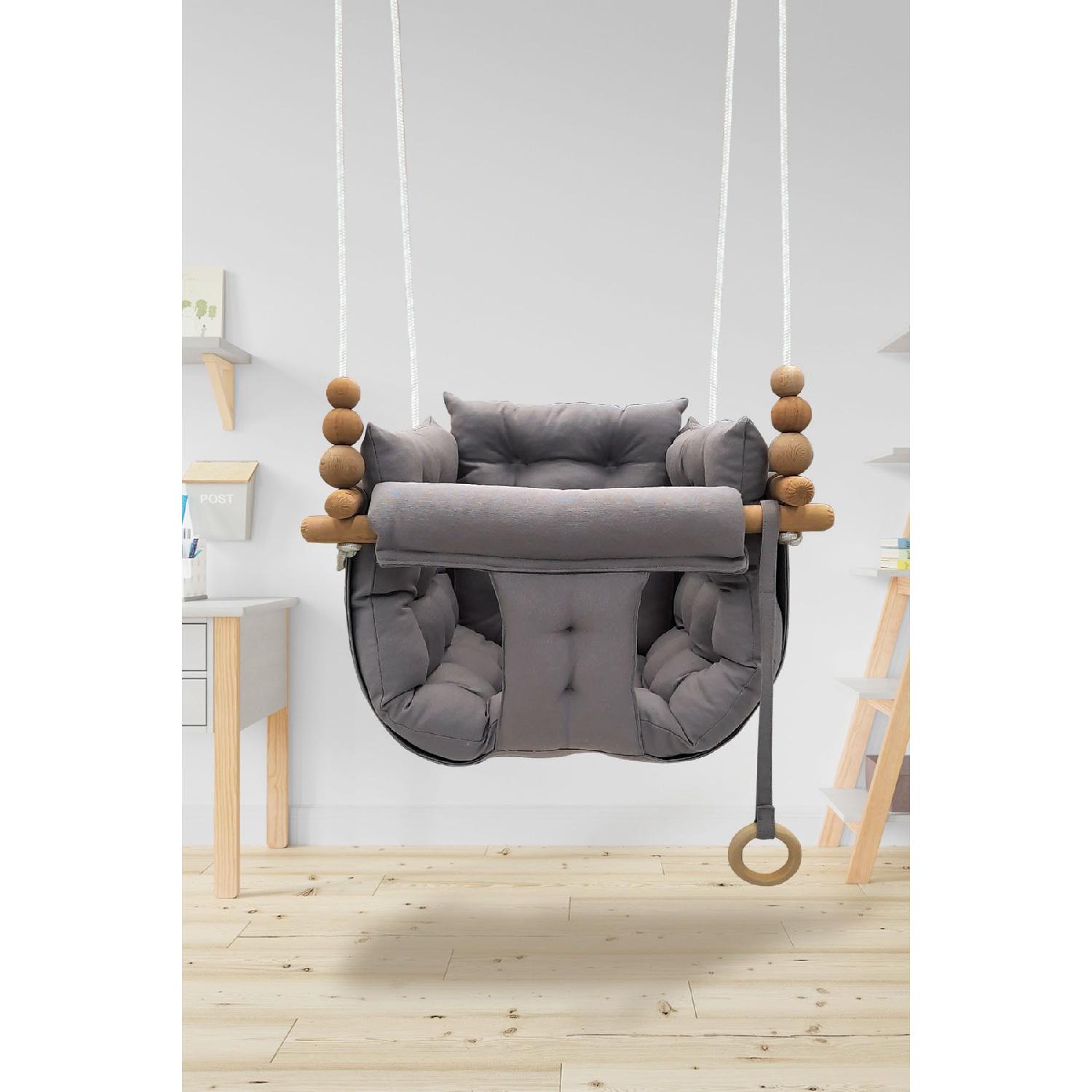 

Puffy Swing Gray сірий колір