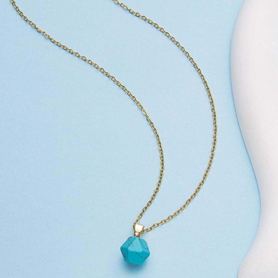 Natural Stone Neckalce Irregular Natural Stone Crystal Pendant Necklace Natural crystal pendant section hexagonal clavicle chain