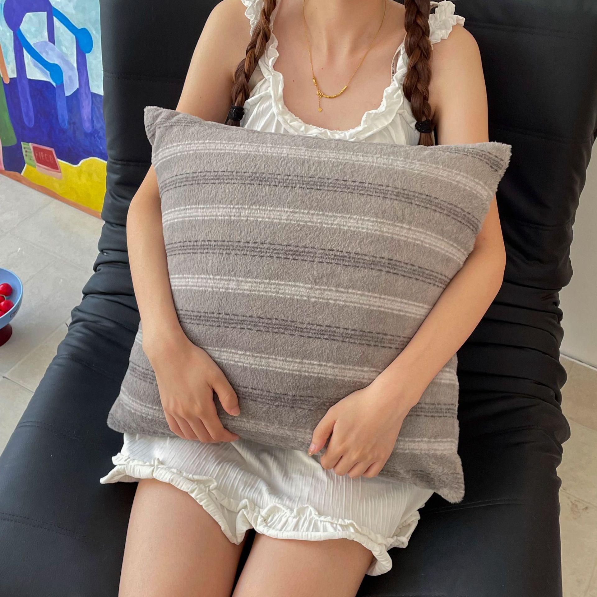 

2025 new sheep wool throw pillow cartoon small fresh throw pillow living room bedroom pillow 45x45cm 45x45cm 1pcs