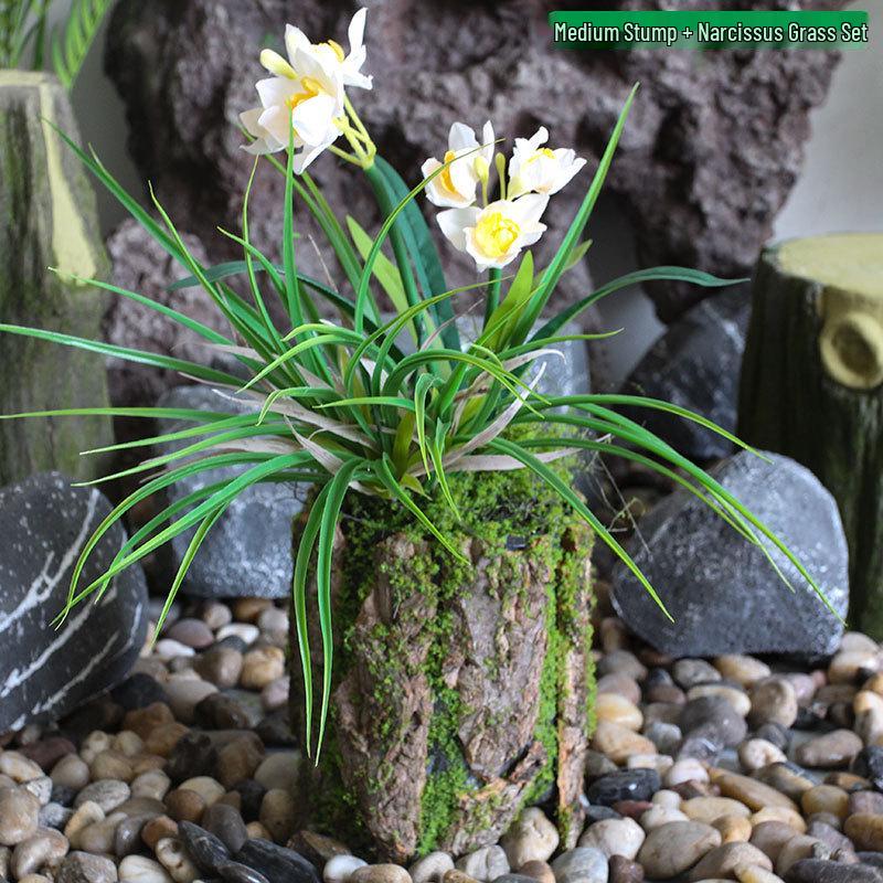 Forest Style Artificial Tree Stump with Moss Bark - Kindergarten and Country Style Decorative Ornament, Perfect for Landscaping or Inserting Flowers.