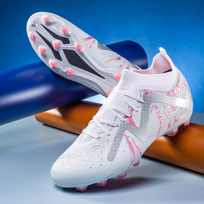 Professional men's football shoes, breathable and anti slip men's sports shoes, high-quality and comfortable lace up men's shoes