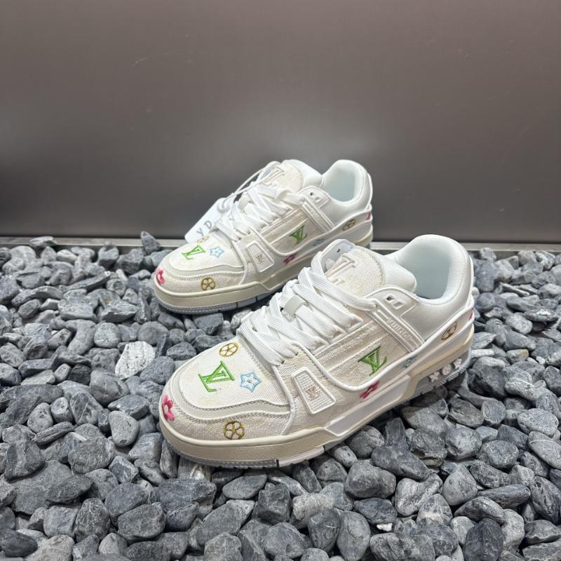 

Новая модная универсальная трендовая пара кроссовок для папы, низкие, на мягкой подошве, повседневные кеды, обувь для увеличения роста, мужская и женская обувь 42