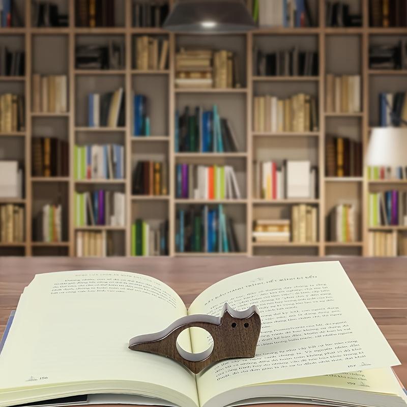 Ergonomic Wooden Thumb Bookmark One-Handed Reading Aid & Page Holder, Comfort Grip for Easy Book Lovers