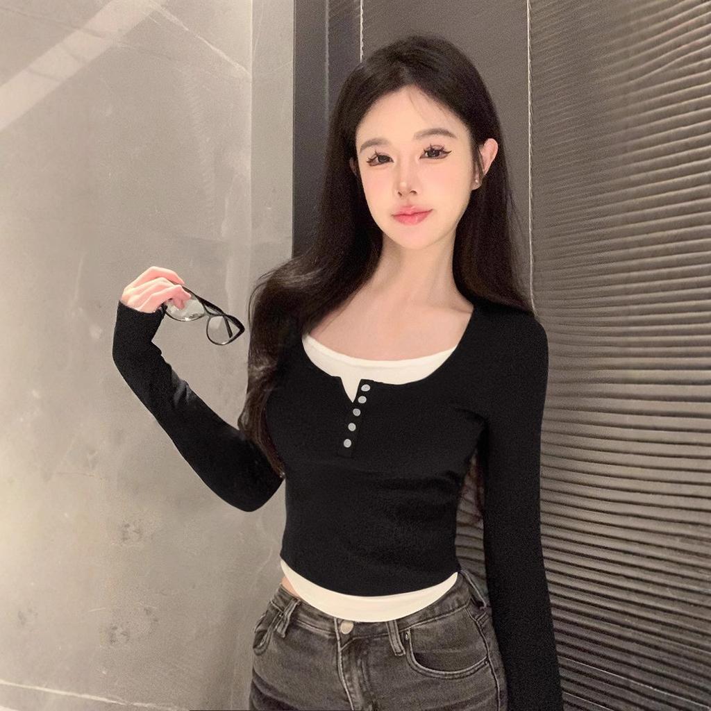 Fake two contrasting T-shirts for women's spring small hot girls with short slim-fitting and thin long-sleeved bottoming shirt and top