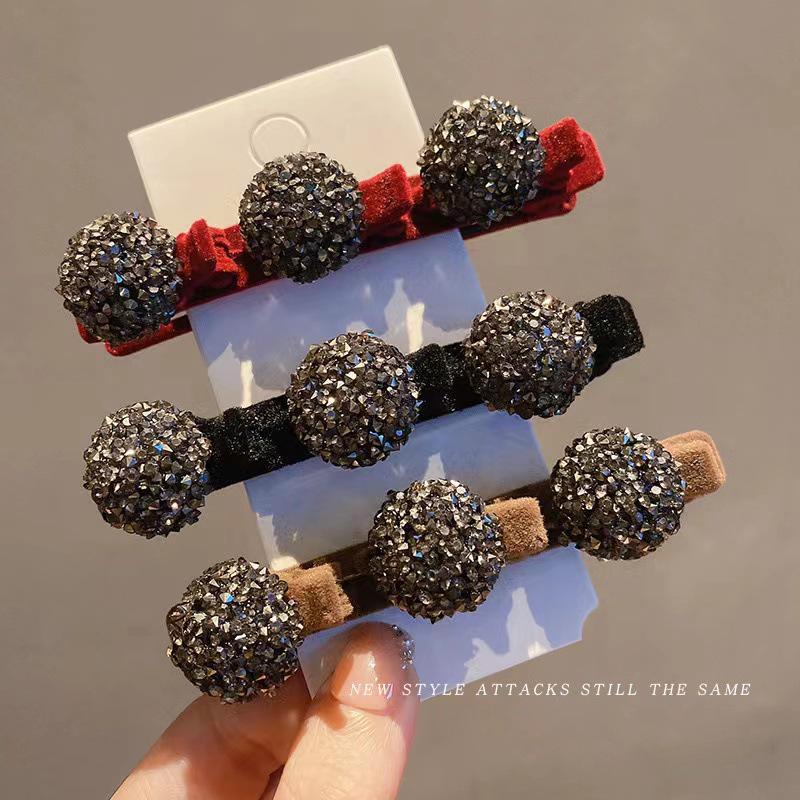 

Trendy Autumn/Winter Braided Hair Clip - Small Bowknot Hairpin for Women