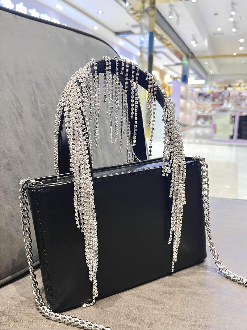 

Женская сумочка с бахромой и стразами, сумка для ужина, модный кошелек через плечо в стиле Гуанчжоу с цепочкой чёрный
