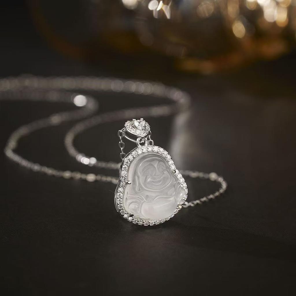 Four Leaf Clover Pendant Necklace For Women Fashionable Zircon Crystal Adjustable Chain Delicate And Versatile Jewelry