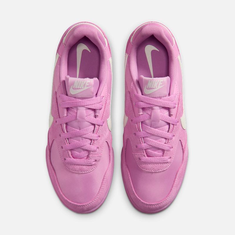 Nike NIKE TERRA MANTA SUEDE Women's Sports Shoes IO7802