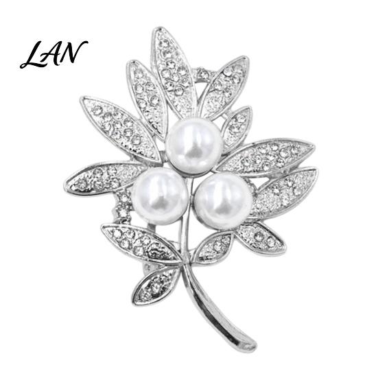 Secure Clasp Brooch Vintage Rhinestone Leaf Brooch, Faux Pearl Leaves Lapel Pin, Sweater Decorative Pin Cardigan Coat Suit Scarf Decoration,