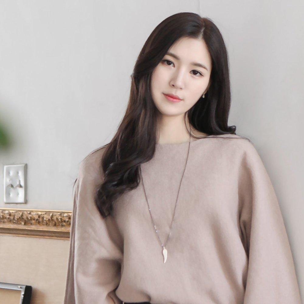 

J.Lauren 07N0650 Winged Black Ball Chain Silver Long Necklace