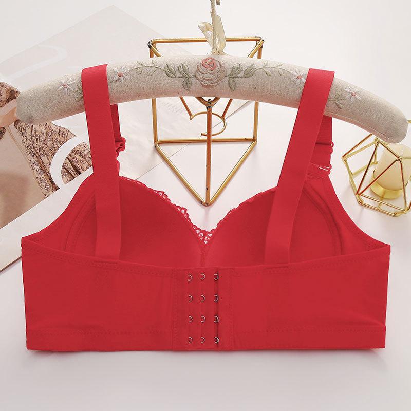Plus Size Wirefree Lace Trim Bra with Adjustable Straps, Comfortable Side Support, and Sexy Gathering Design