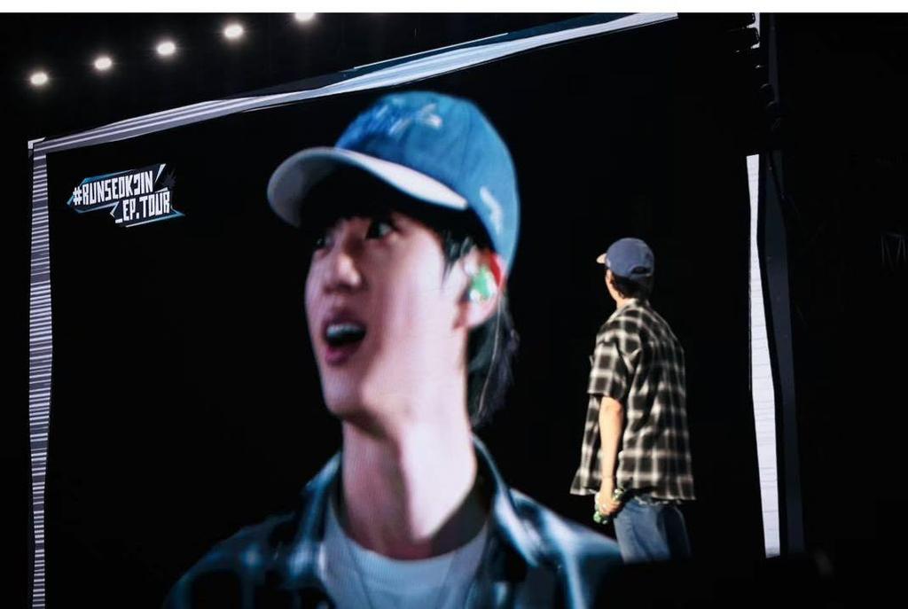 [USED] BTS JIN RUNSEOKJIN Ball Cap