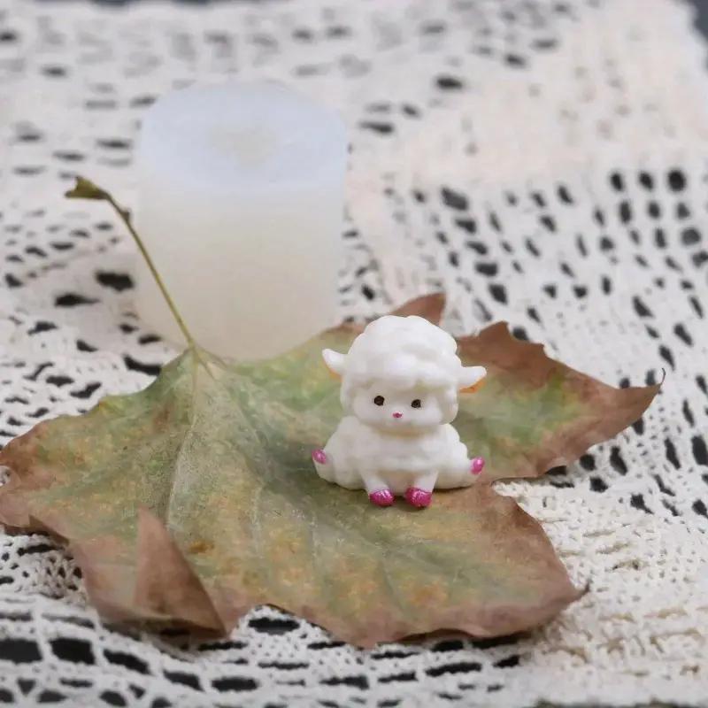 1 Piece, aromatherapy candle cartoon lamb silicone mold, 3D sheep gypsum ornament mold, creative silicone mold