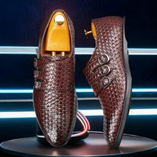 2024 Men's British-Korean Crocodile Pattern Formal Leather Shoes - Pointed Toe, Large Size