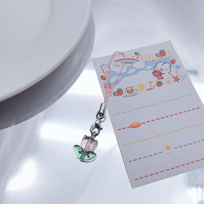 Simple Small Flower Hanging Pendant Sweet Phone Strap Y2K Bag Decoration Portable Hanging Lanyard Gift for Girls Women