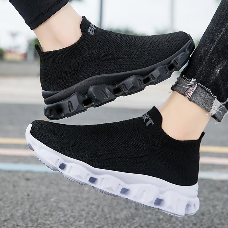 Large size women's shoes breathable casual sports shoes women's light soft foot cover couple shoes lazy shoes fly-woven socks shoes