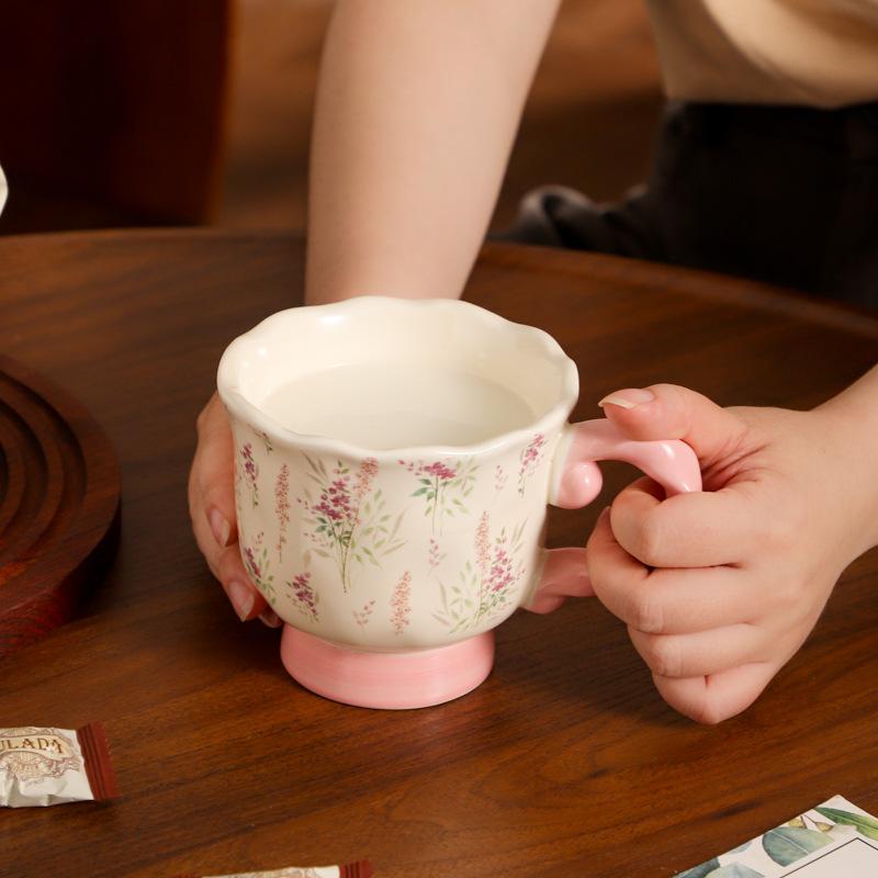 Retro Flower and Ceramic Mug Exquisite and Beautiful Drinking Cup Breakfast Coffee Souvenir for Girls