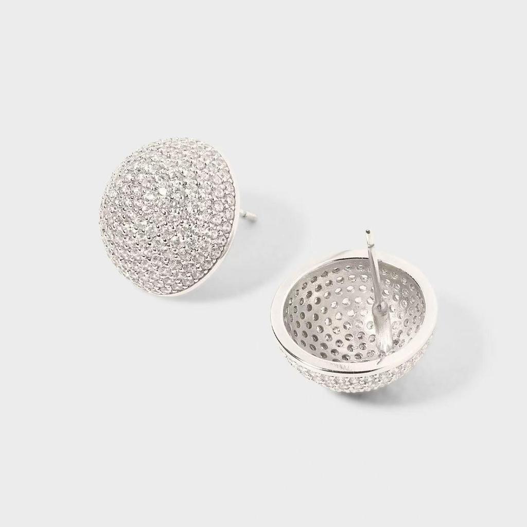 French Star Round Ball Stud Earrings: Stylish, Exquisite, Simple Design with a Luxurious, High-Class Feel.