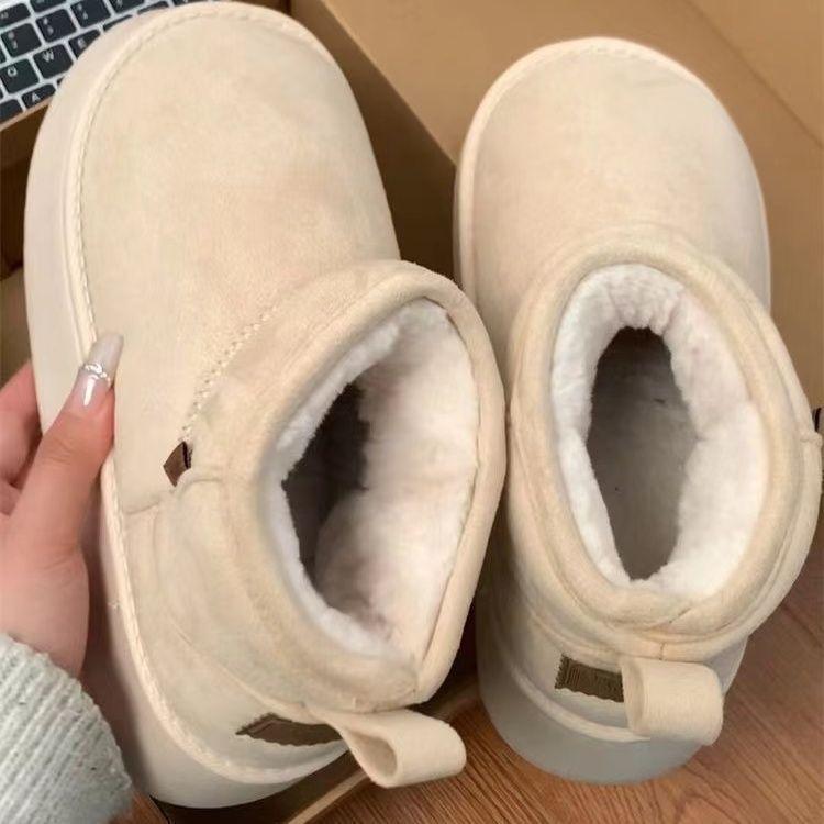 

Zhao Ruth heel height 5 cm thick-soled snow boots women s new versatile non-slip velvet thermal cotton shoes 40