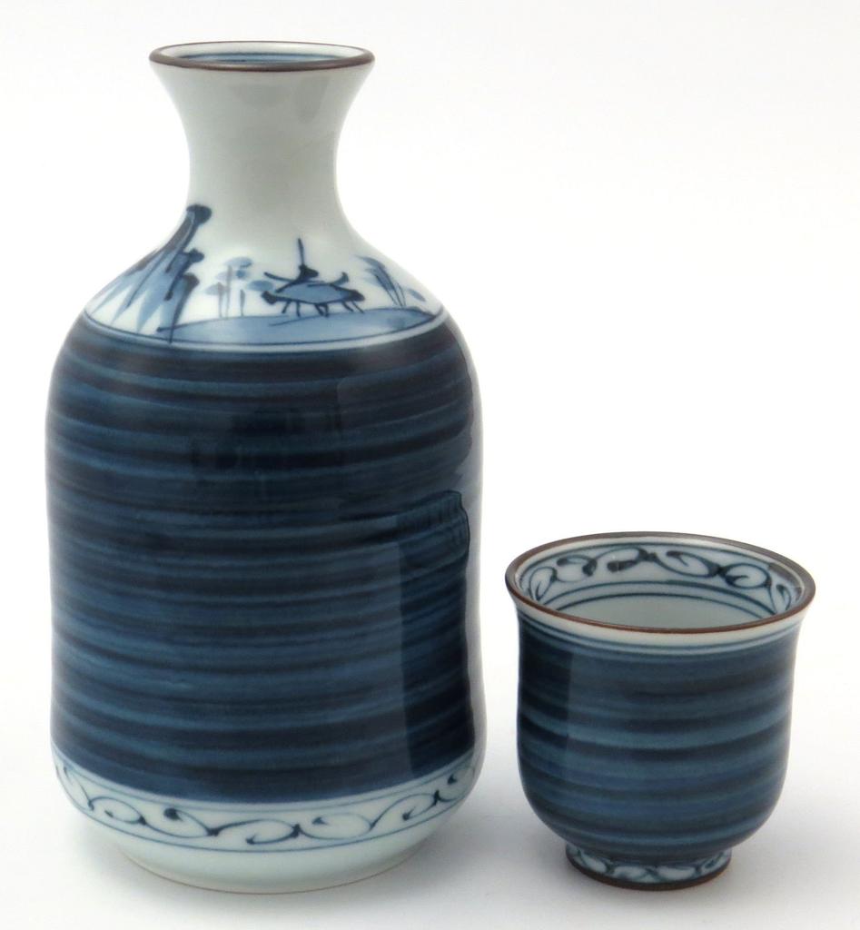 Hasami Ware Landscape Tokkuri (Sake Bottle) 260ml, Suitable for Cold Sake, Microwave and Dishwasher Safe, Made in Japan