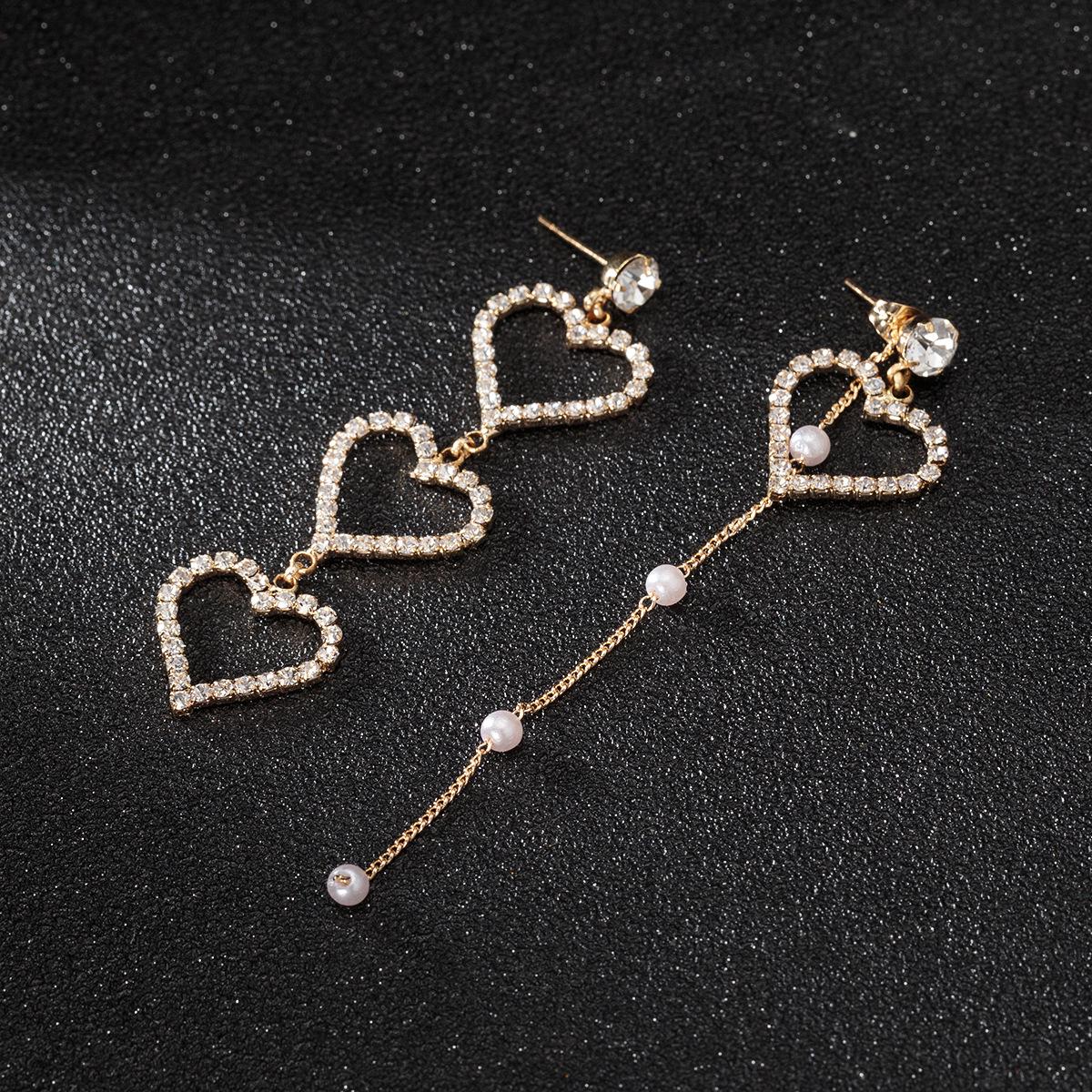 Korean Style Heart-Shaped Asymmetric Rhinestone Pearl Earrings Accessories Cute Heart Nightclub Street Ear Studs E576