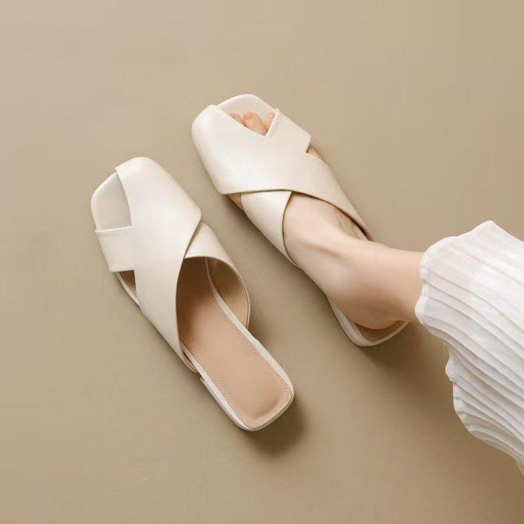 Soft-soled bag head slippers for women's outer wear 2025 new flat-bottomed lazy one-pedal comfortable maternity shoes are cool and half versatile