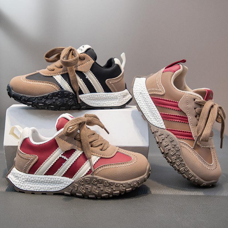 Children's sports shoes 2025 autumn and winter new boys and girls boys sports shoes autumn girls versatile light casual shoes