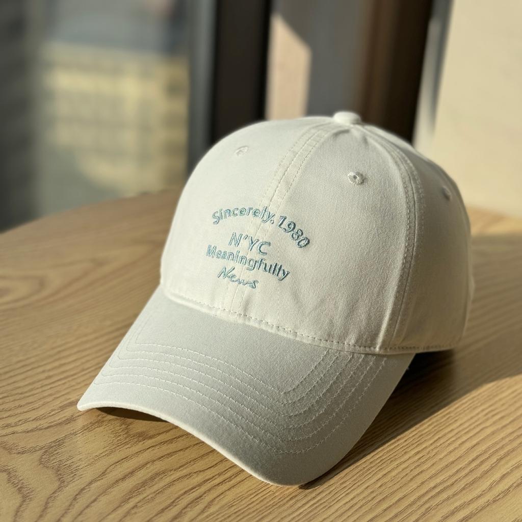 New Casual Versatile Letter Baseball Cap for Women, Soft Top, Comfortable Cotton, Stylish Sunshade, Face-slimming Duckbill Cap