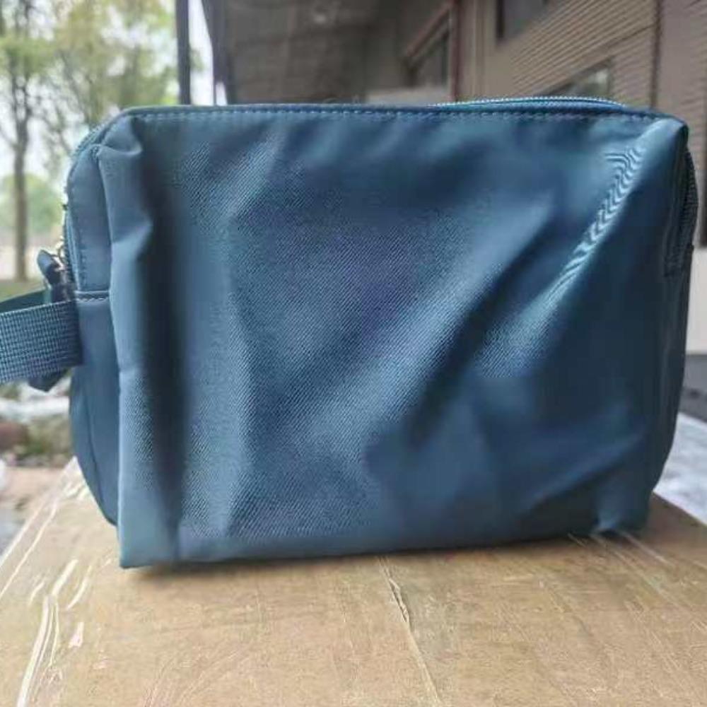 Fashion Waterproof Travel Toiletry Bag Lightweight Large Capacity Cosmetic Bag Portable Multifunction Storage Bag Men