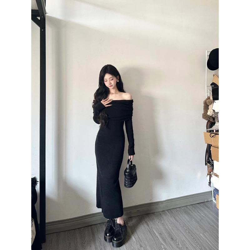 

Платье с открытыми плечами и ключицами в один рукав, в стиле королевской сестры, женское осенне-зимнее черное облегающее трикотажное платье с длинным рукавом, облегающее бедра XL чёрный