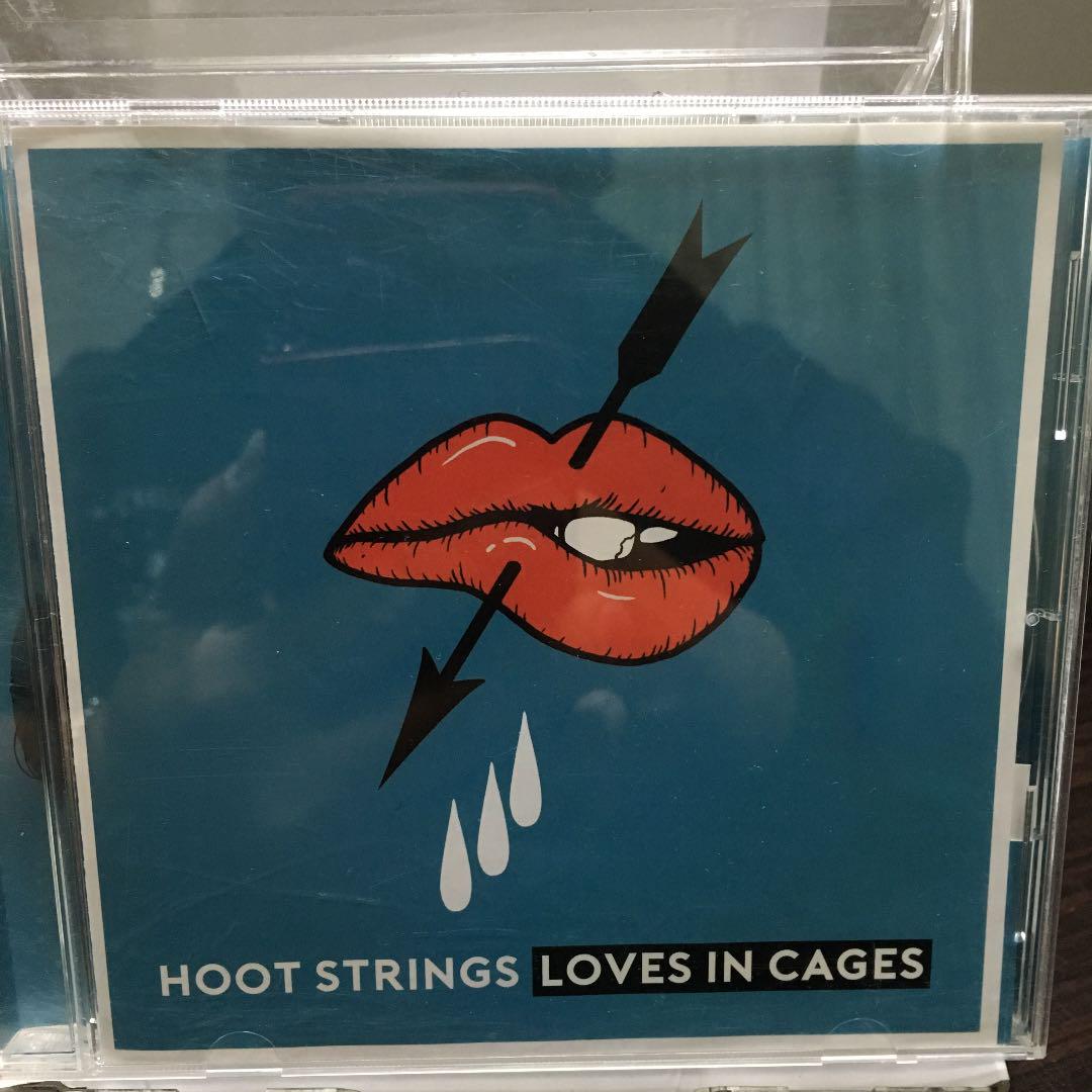 

[USED] Loves In Cages