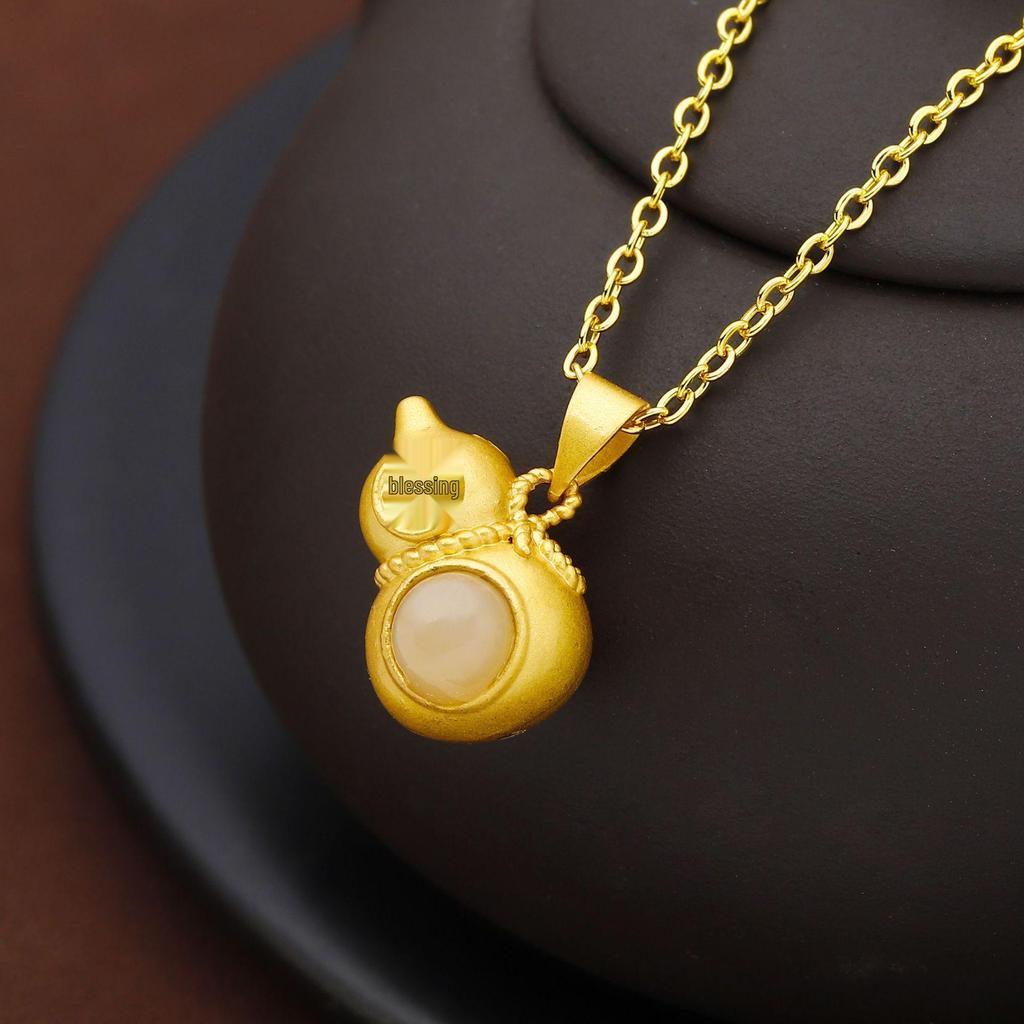 Elegant Natural Hetian Jade Necklace with Gold and Xiuyan Jade Pendant - A Fashionable and Timeless Gift for Women