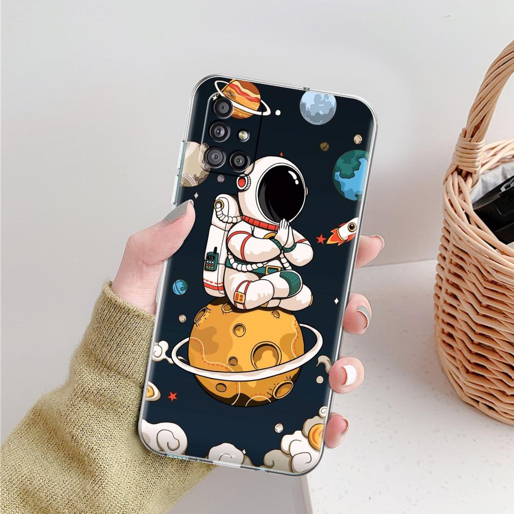Case For Samsung A15 A13 A35 A55 A51 A71 A41 A31 A21S A03S A05 A17 A23 A25 A33 A53 A73 5G A07 4G Cover Space Astronaut Cartoon