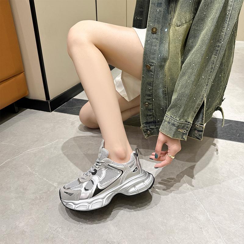 2025 new autumn leather dad shoes women's Korean version of fried street platform silver retro casual student sneakers women